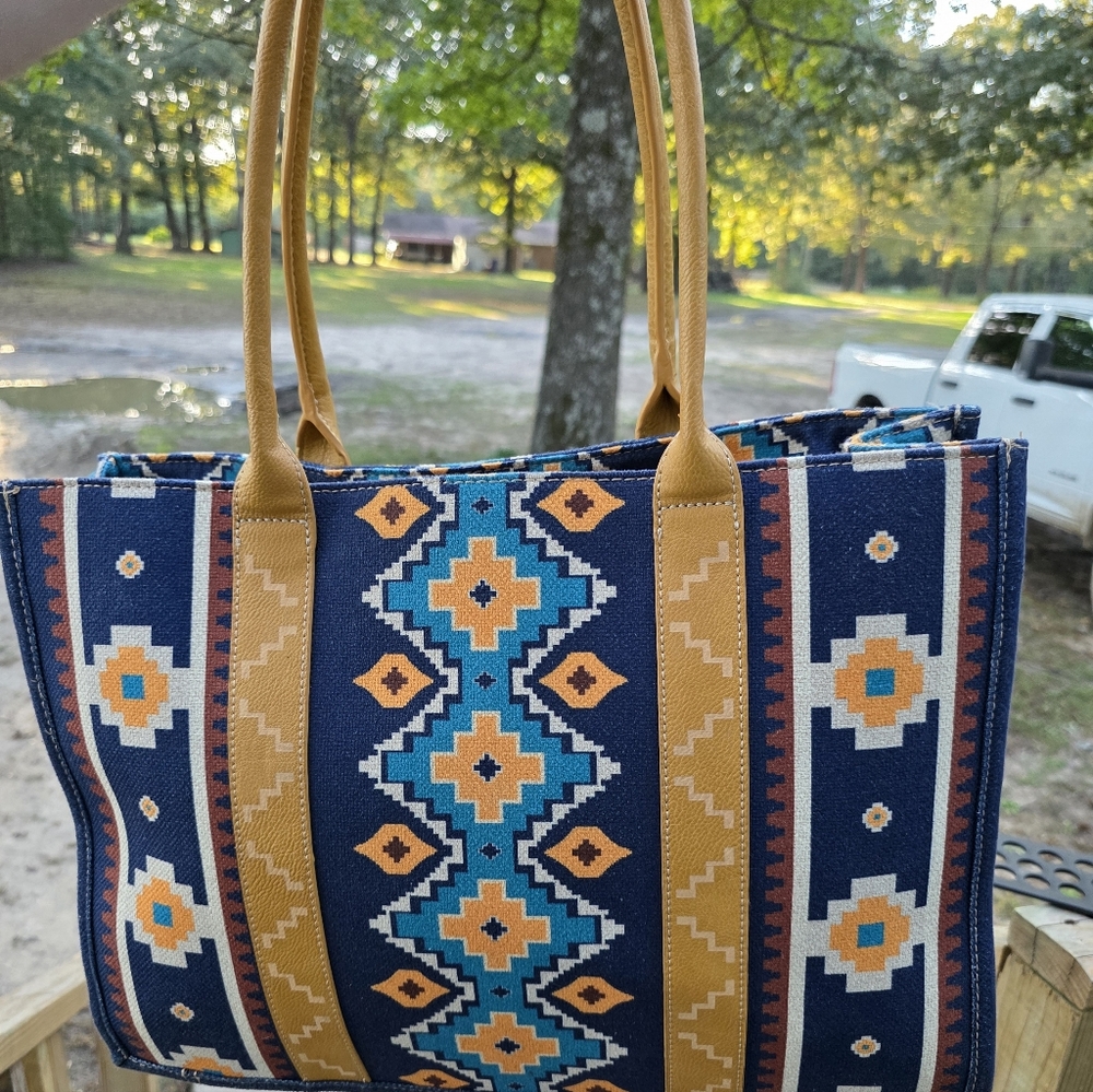 Wrangler Large Tote Purse Handbag Aztec Western Southwestern - Picture 2 of 8